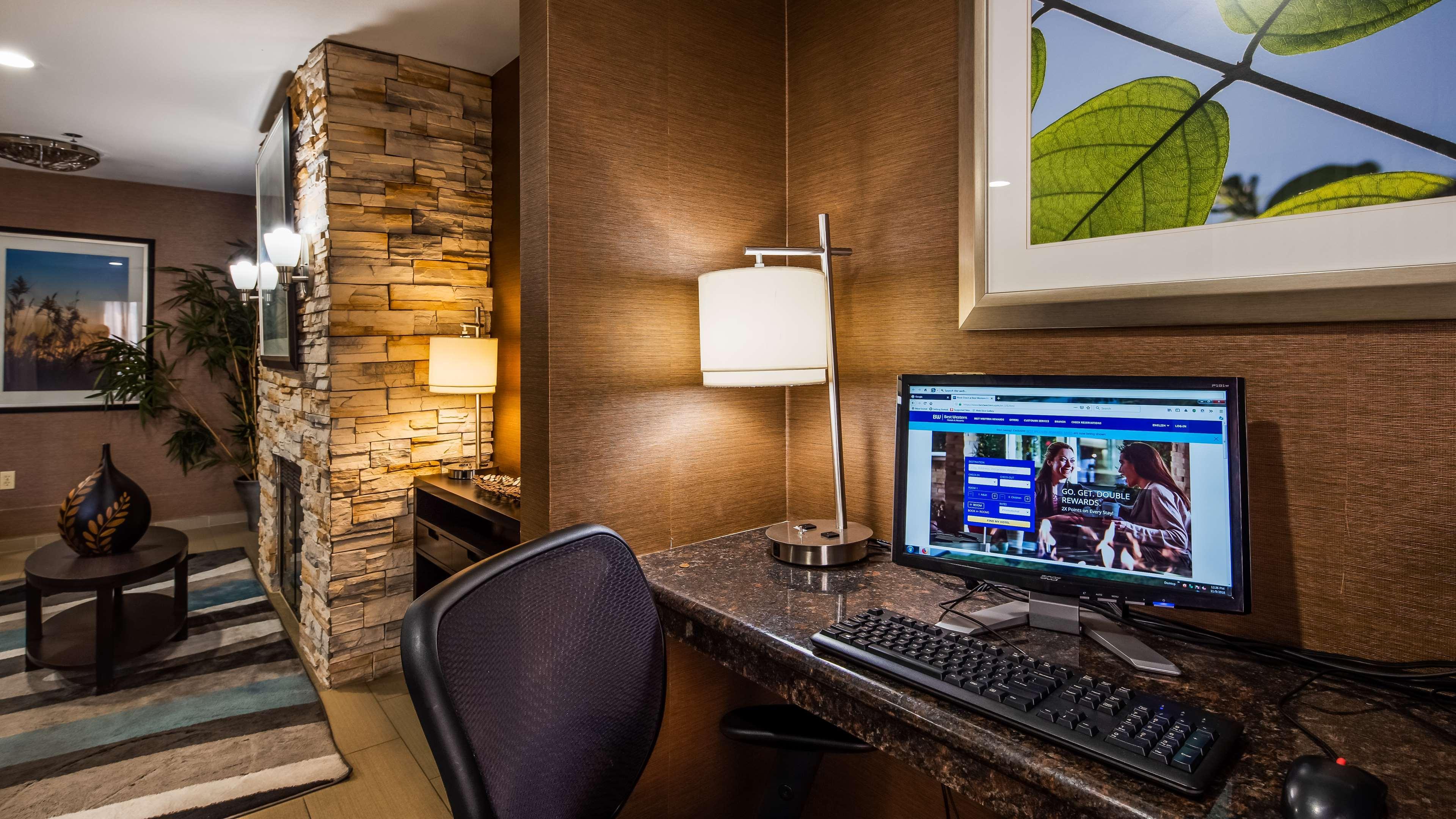 Best Western Brentwood Inn Luaran gambar